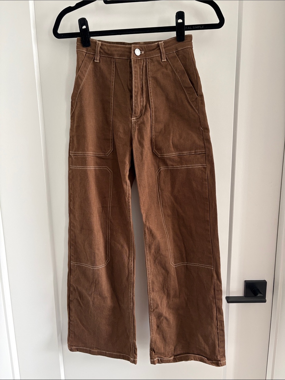 Women’s Cargo Wide-Leg Pants in Brown